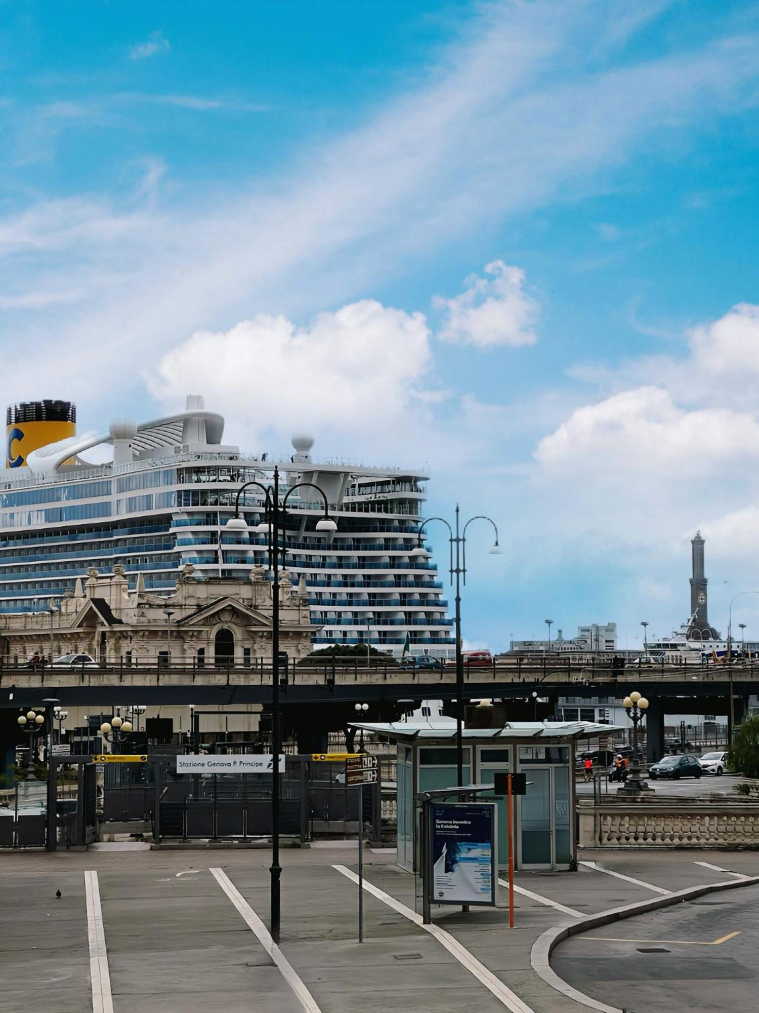 La Mansarda Del Principe, Vicoli, Acquario E Lanterna Apartment เจนัว ภายนอก รูปภาพ