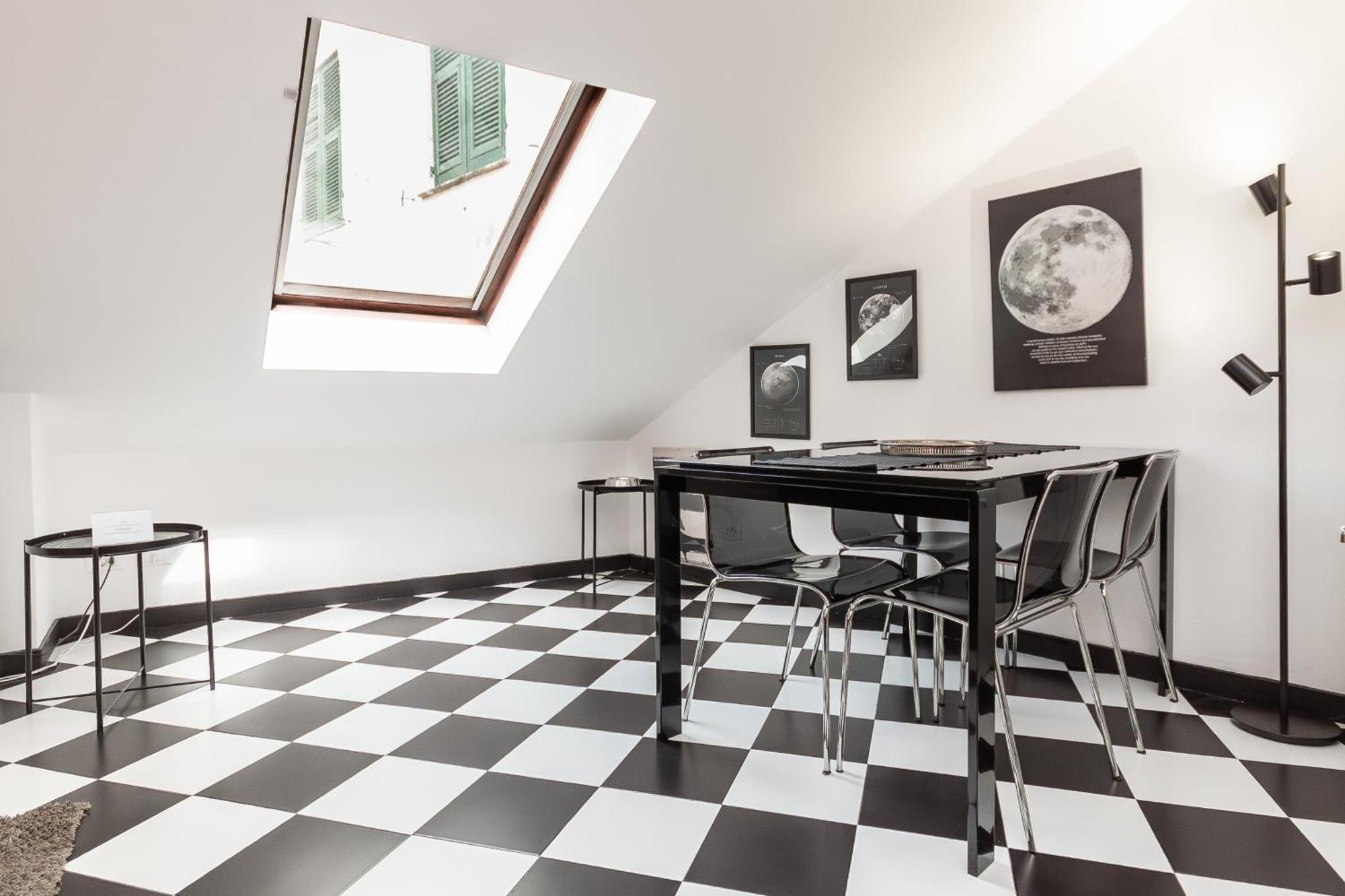 La Mansarda Del Principe, Vicoli, Acquario E Lanterna Apartment เจนัว ภายนอก รูปภาพ