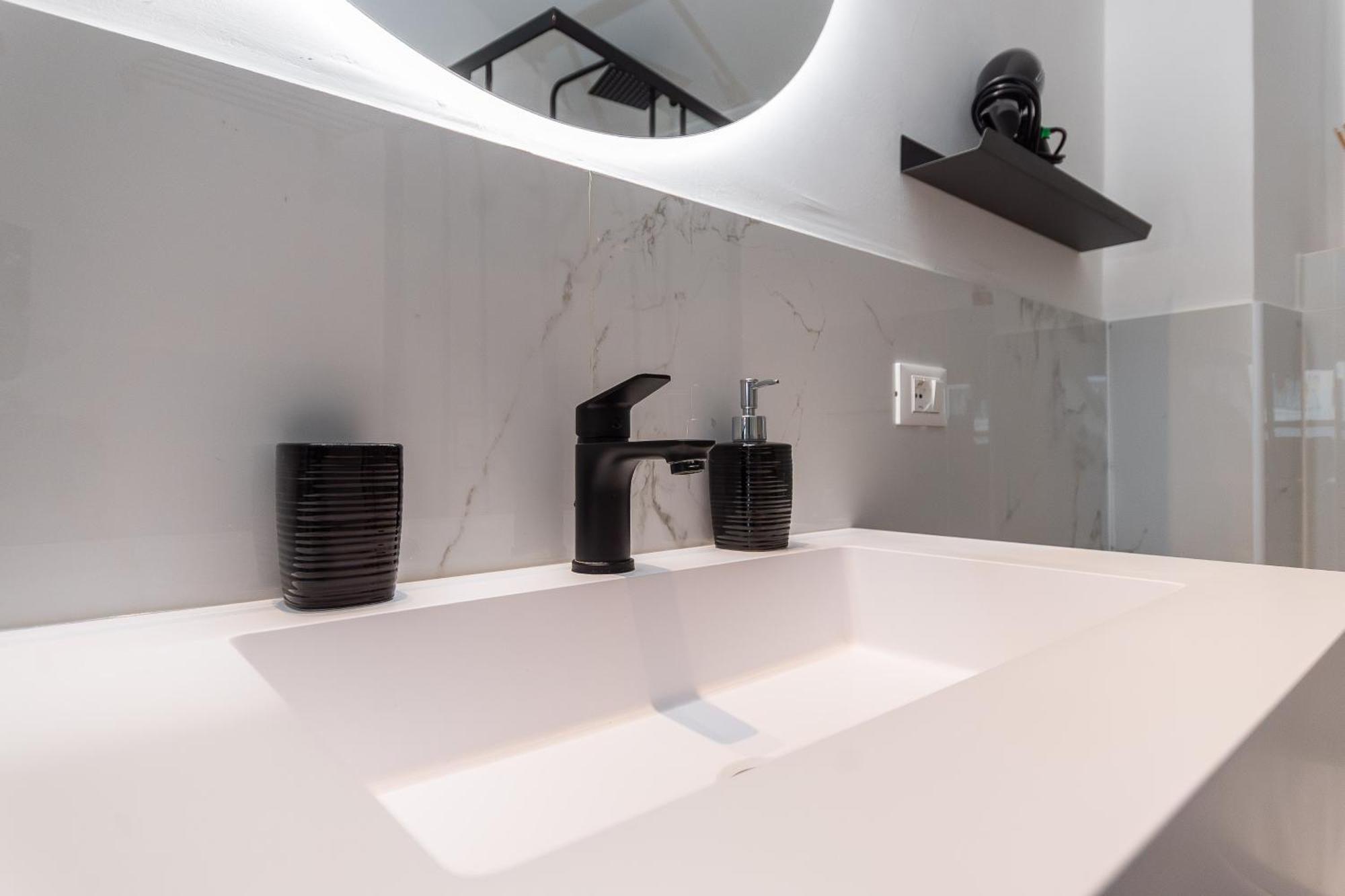 La Mansarda Del Principe, Vicoli, Acquario E Lanterna Apartment เจนัว ภายนอก รูปภาพ